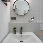 Limehome A.-schweitzer-str. Aparthotel 3*