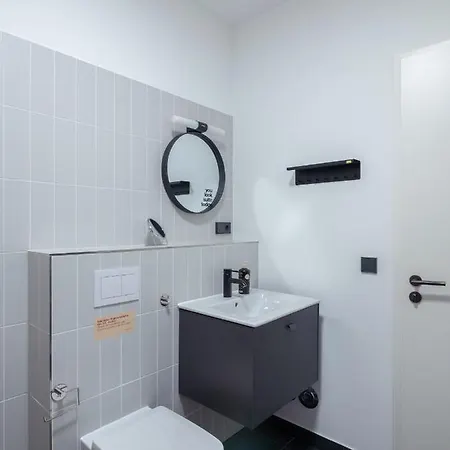 Апарт-отель Limehome A-schweitzer-str