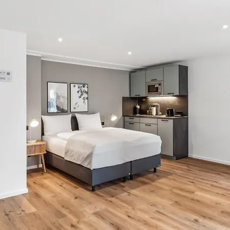 Апарт-отель Limehome A-schweitzer-str 4*